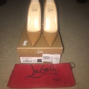 NEW! Christian Louboutin camel heels