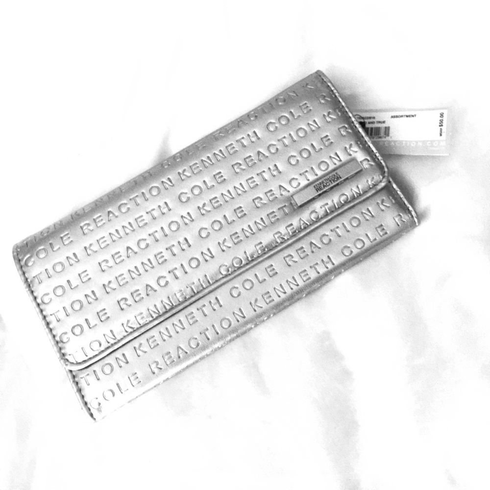 Kenneth Cole wallet (Silver) Brand New!!