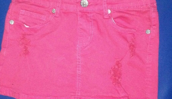 Hotpink Demin Skirt - Picture 2 of 4