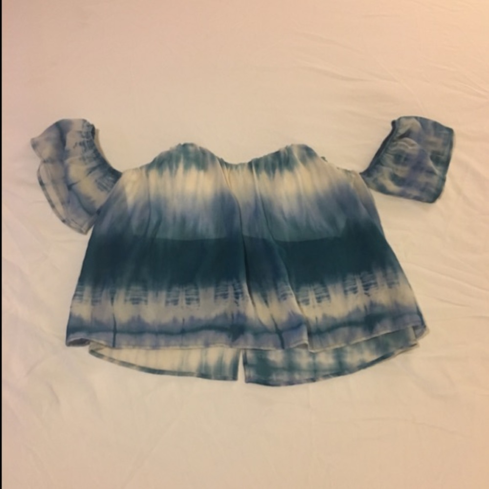 Strapless Ombré Crop Top with Sleeves Attached