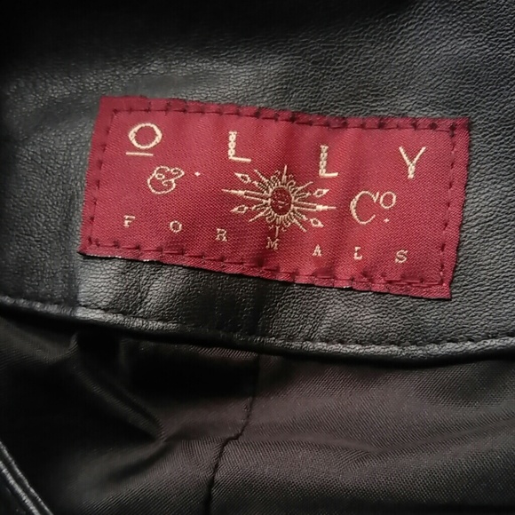 Coat - Picture 6 of 8