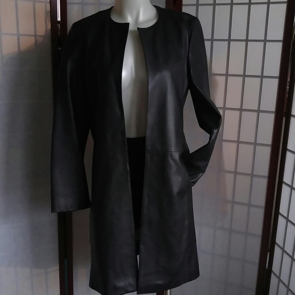 Coat - Picture 7 of 8