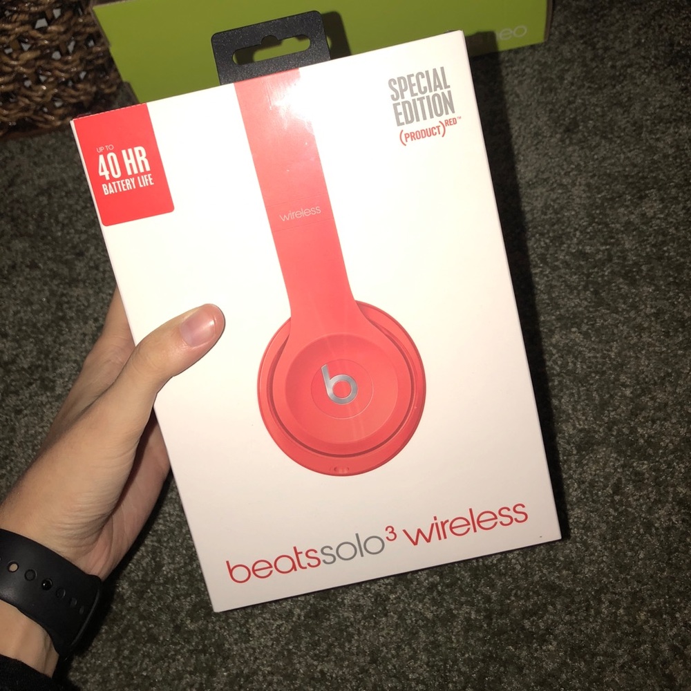 Beat Solo 3 Wireless Special Edition Red SEALED