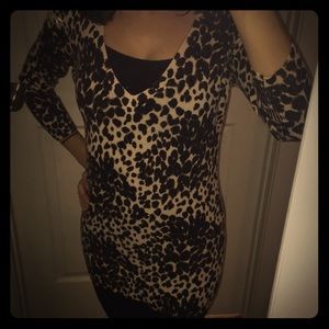 Forever21 cheetah print cotton v-neck sweater top