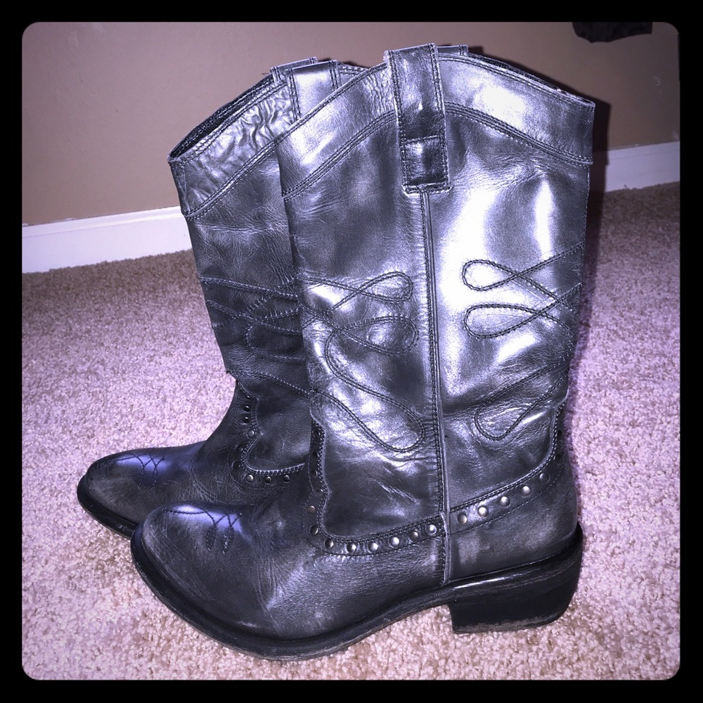 Grey Diba cowgirl boot 38- great condition