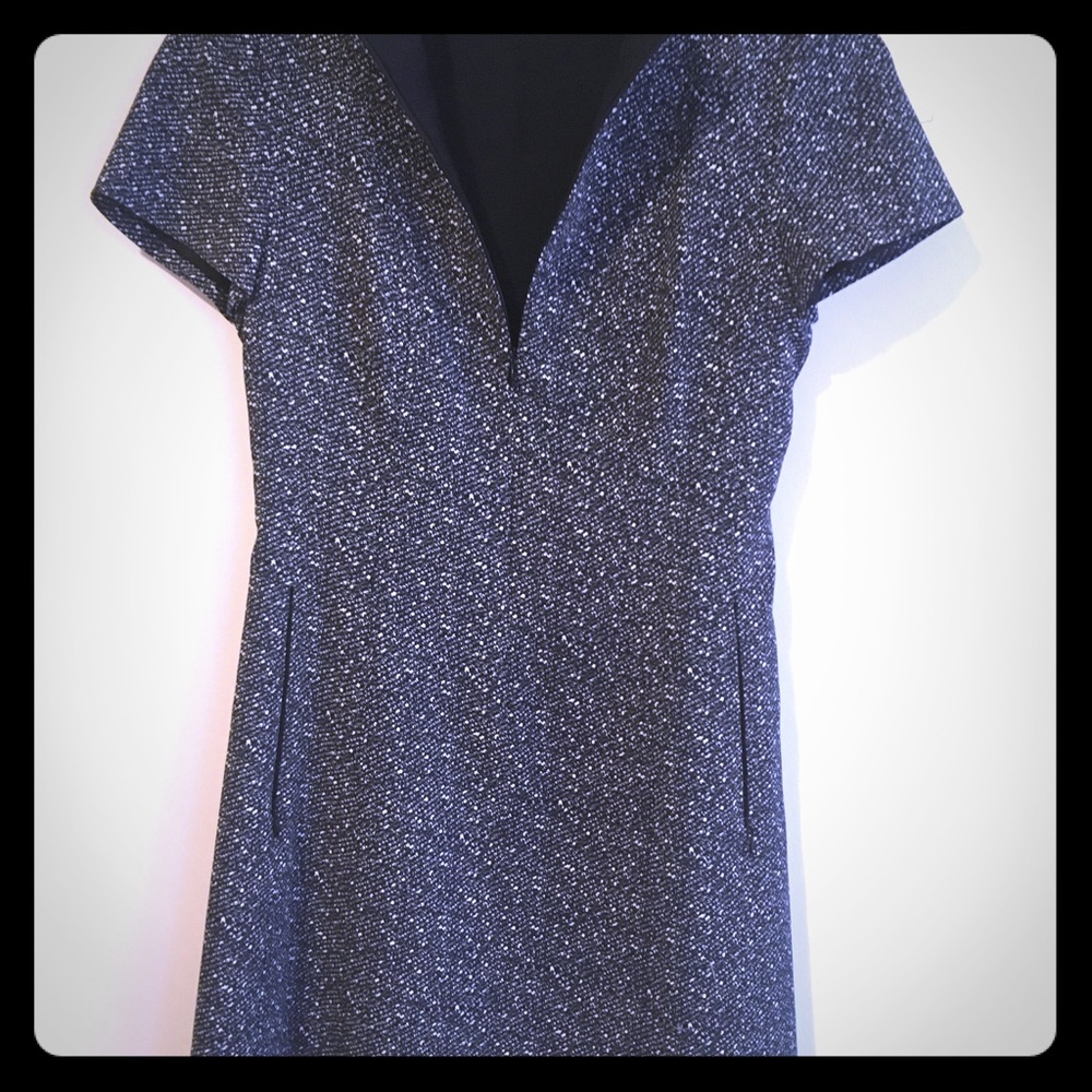 Classy-sexy office-to-party mini dress!