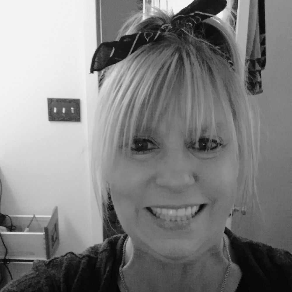 Meet your Posher, Angela
