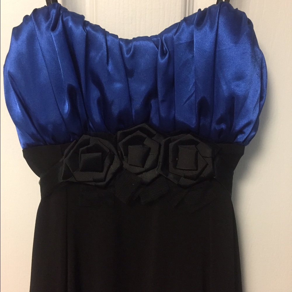 NWT Beautiful Black/Royal Blue Night Out Dress.