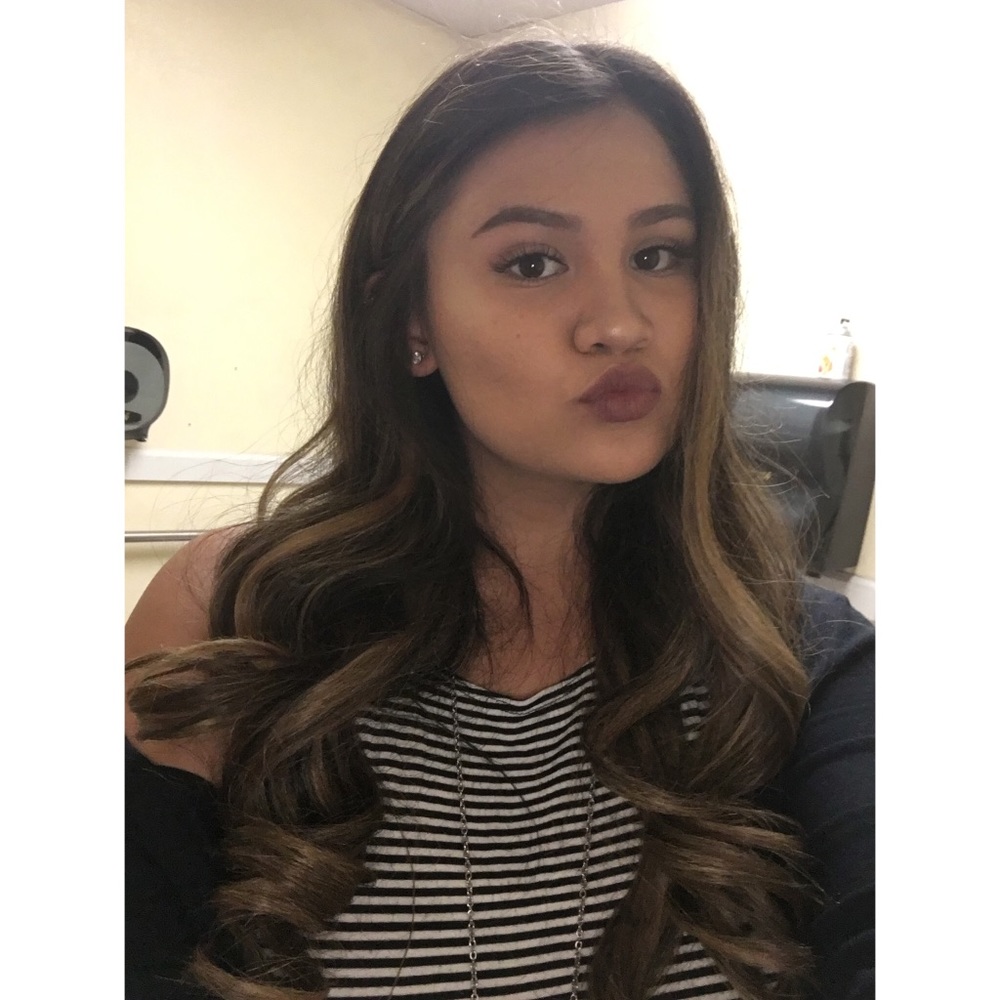 Meet your Posher, Destiny