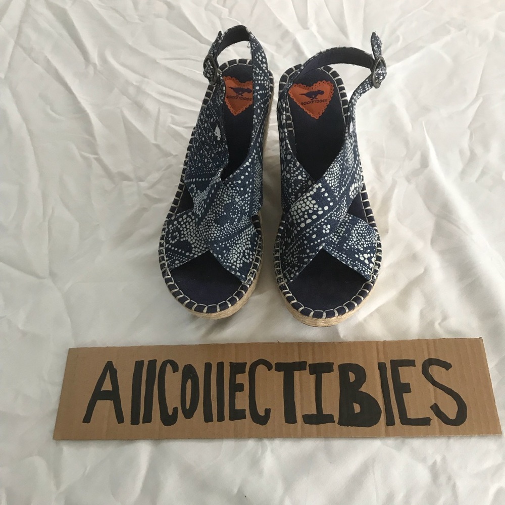 Paisley navy blue wedges size 9