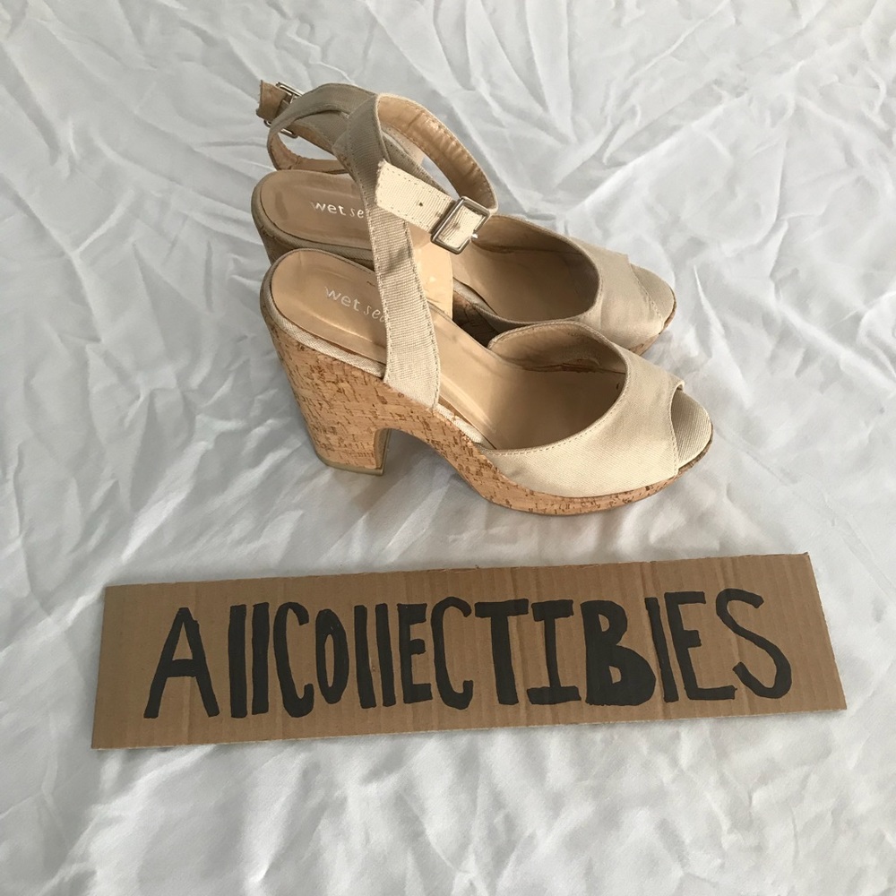 Tan linen wedges