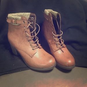 Brown Lace Up combat Boot Booties Size 10