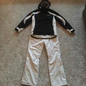 Women Ski Outfit