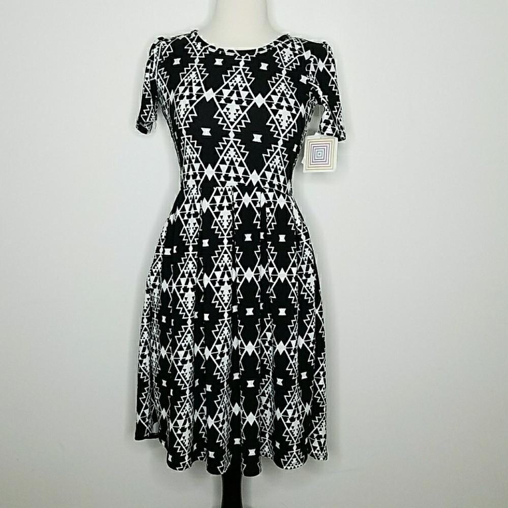 LuLaRoe Black and White Amelia