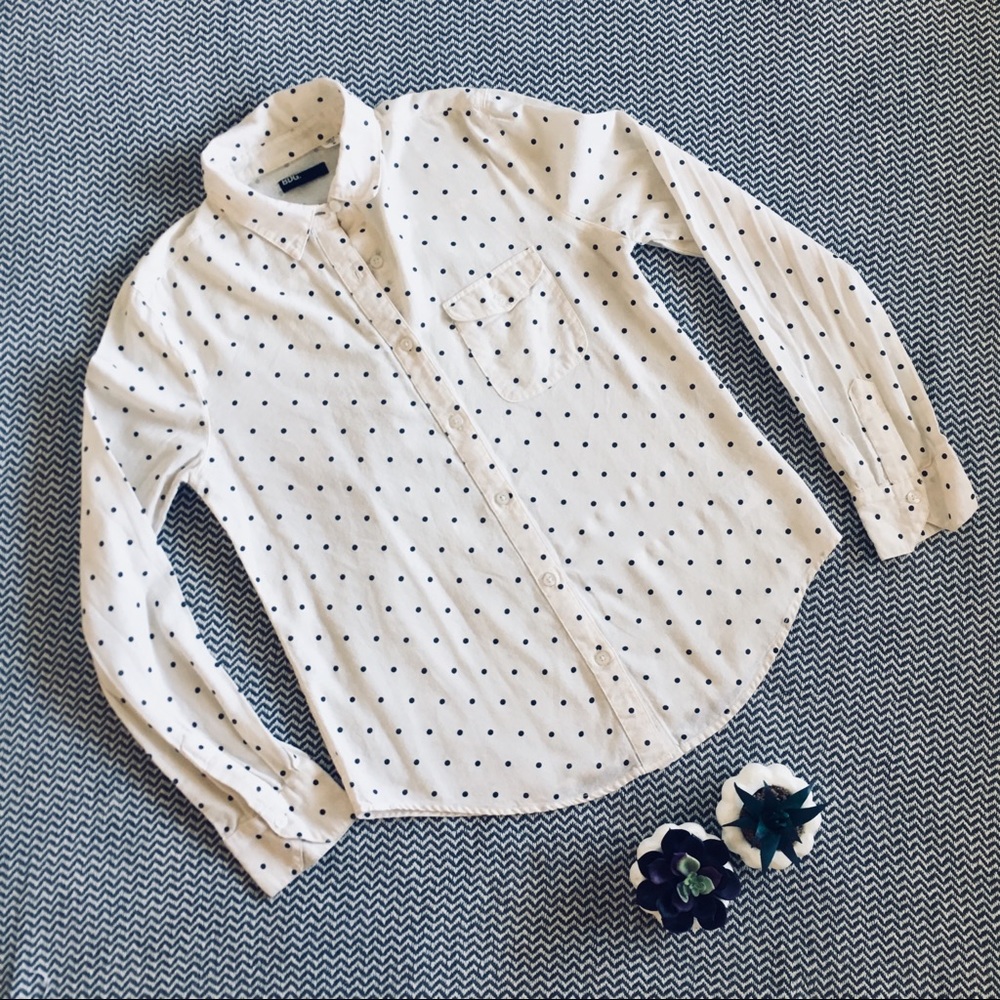 Urban Outfitters • BDG • Polka-Dot Button Up
