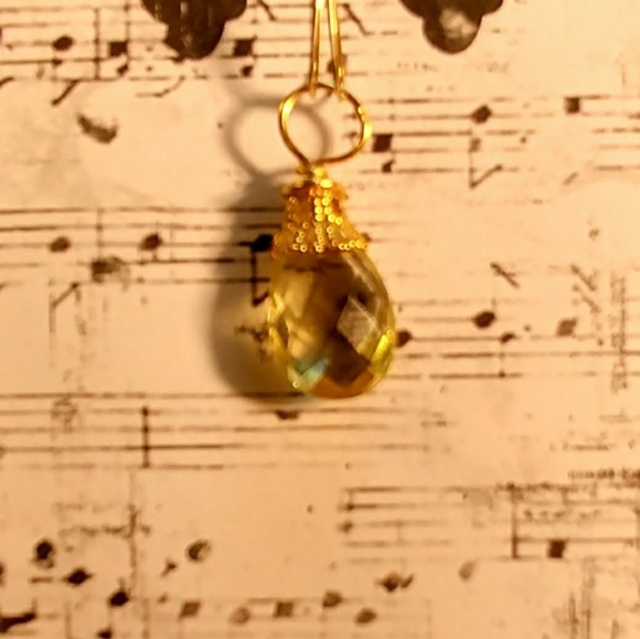 #0156 Lemon Citrine Briolette Pendant - Picture 2 of 2