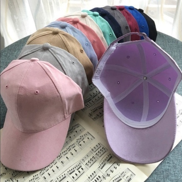 Faux suede Purple snap back ! - Picture 3 of 3