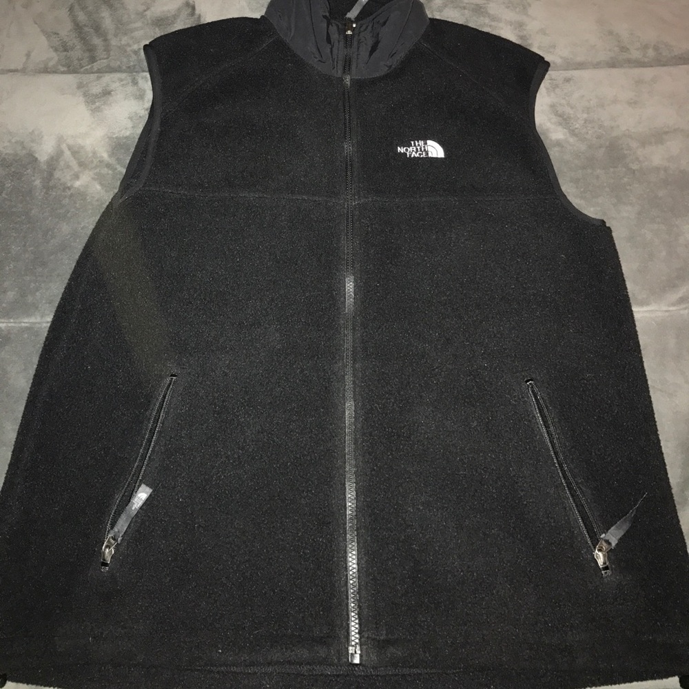 Men's Large Black North Face fleece vest