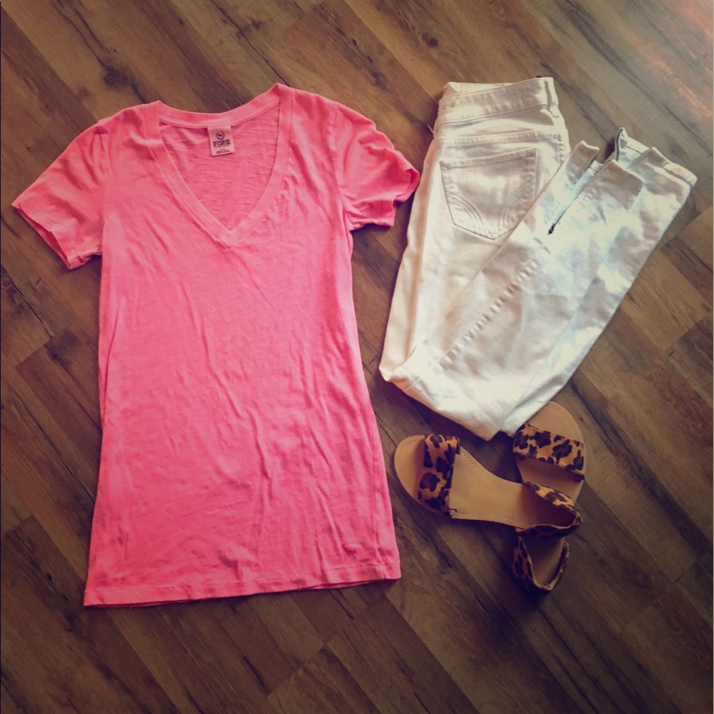 PINK Victoria's Secret bright pink v neck