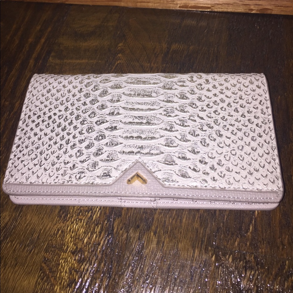 Stella& dot wallet NWOT