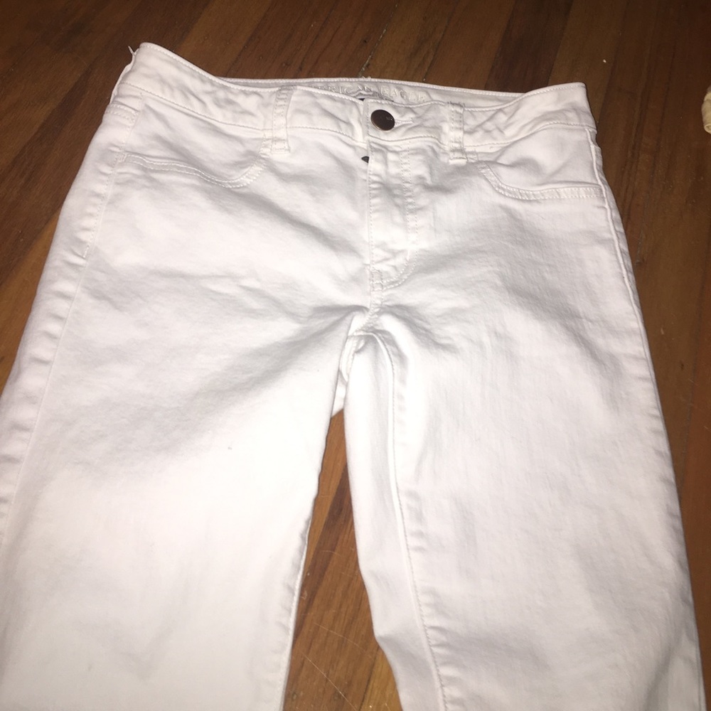American Eagle size 8 jeans, white