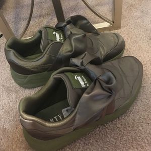 Fenty X Puma Bow sneakers