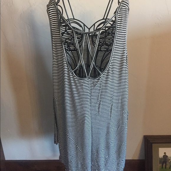 Tank top - Picture 2 of 2