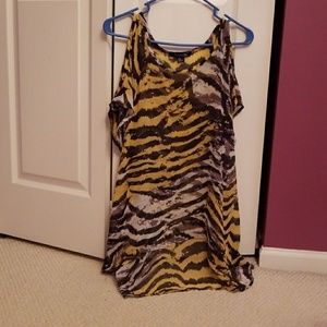 Forever 21 cold shoulder tunic