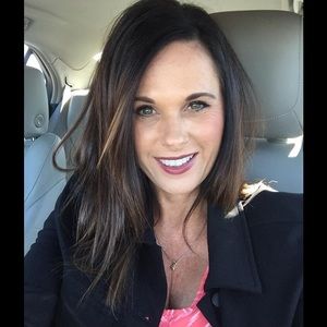 Meet your Posher, Glenna