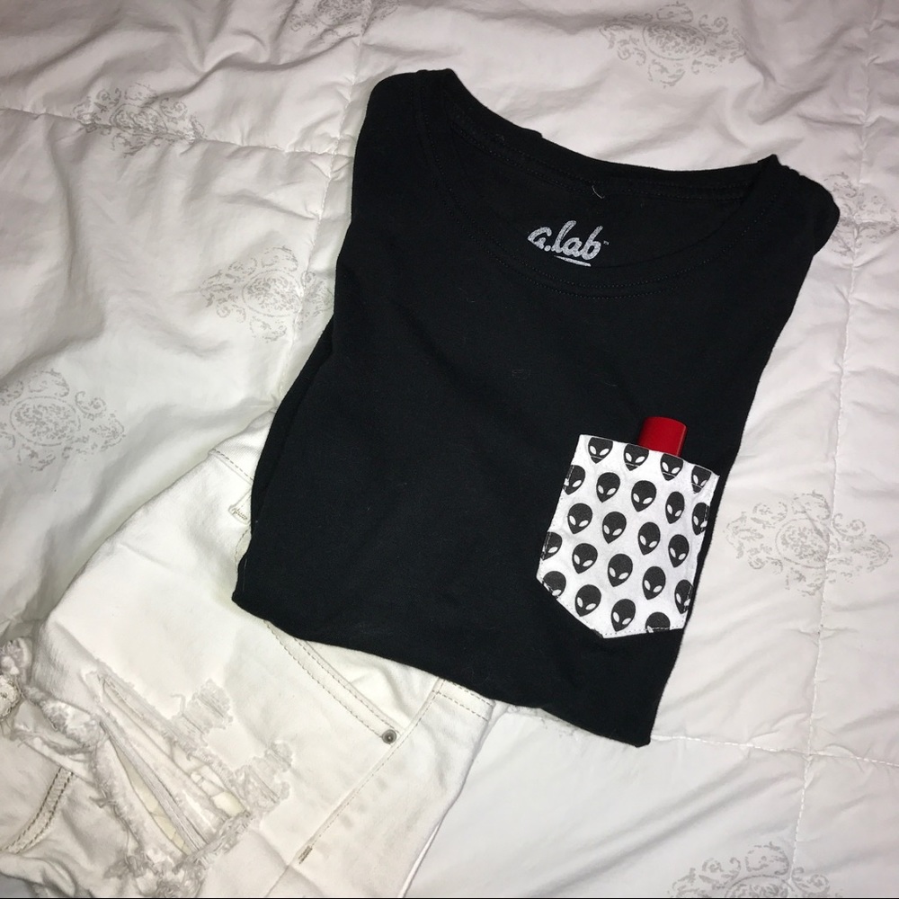 Alien 👽 short-sleeve t-shirt