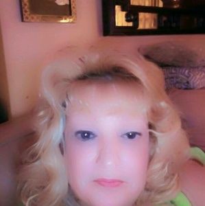 Meet your Posher, Toni