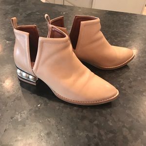 Jeffrey Campbell Musklo Split shaft bootie