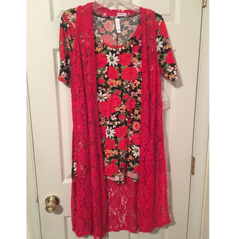 LuLaRoe Lace Joy 💋👠🌹