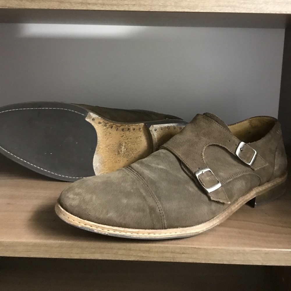Men’s suede shoes
