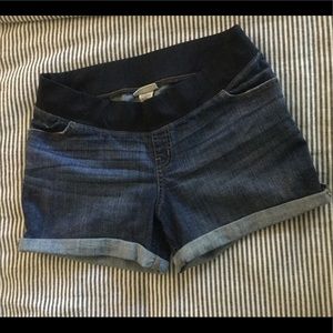 Liz Lange Maternity Shorts