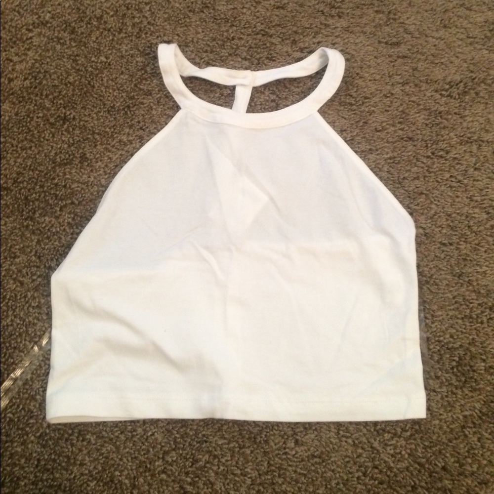 White unique back fitted crop top NWT