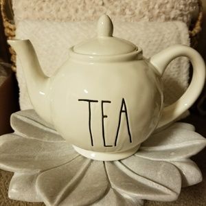 Rae Dunn Tea Pot