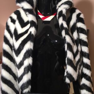 Faux fur cropped bolero jacket/ top