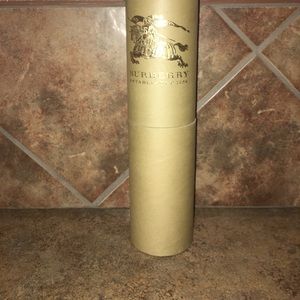 Burberry Giant Check Cashmere Camel Colored scarf