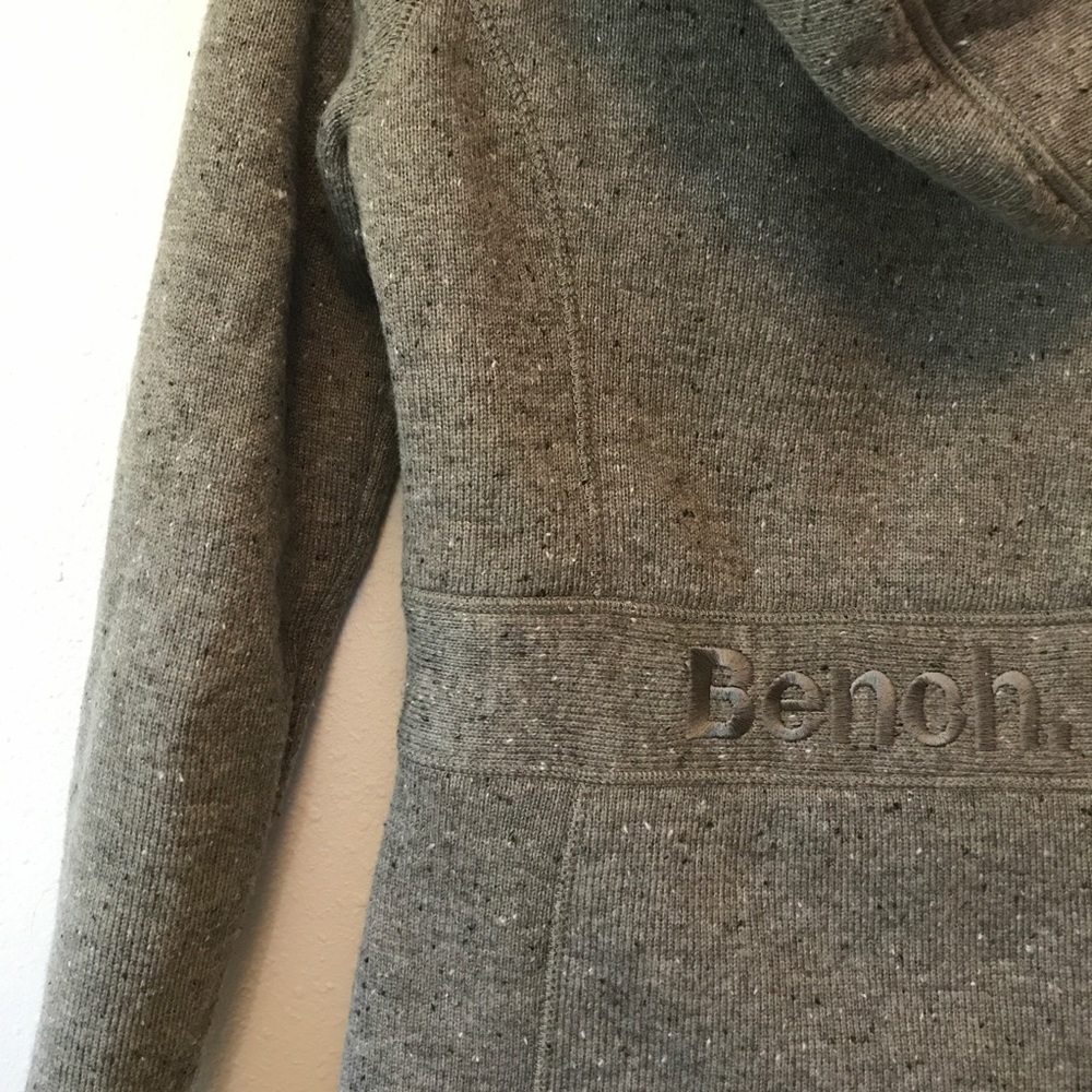 Bench outerware jacket