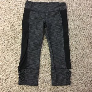 Athletic leggings