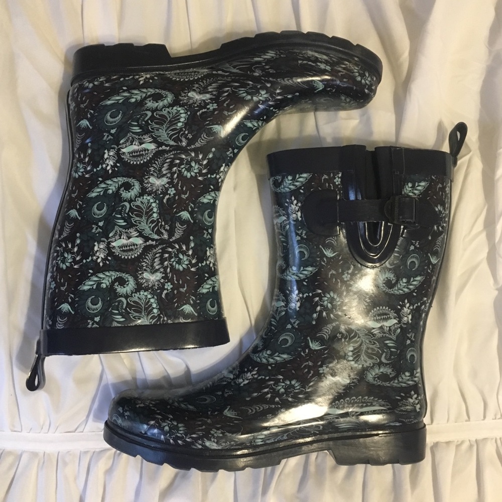 Navy Paisley Rain Boots