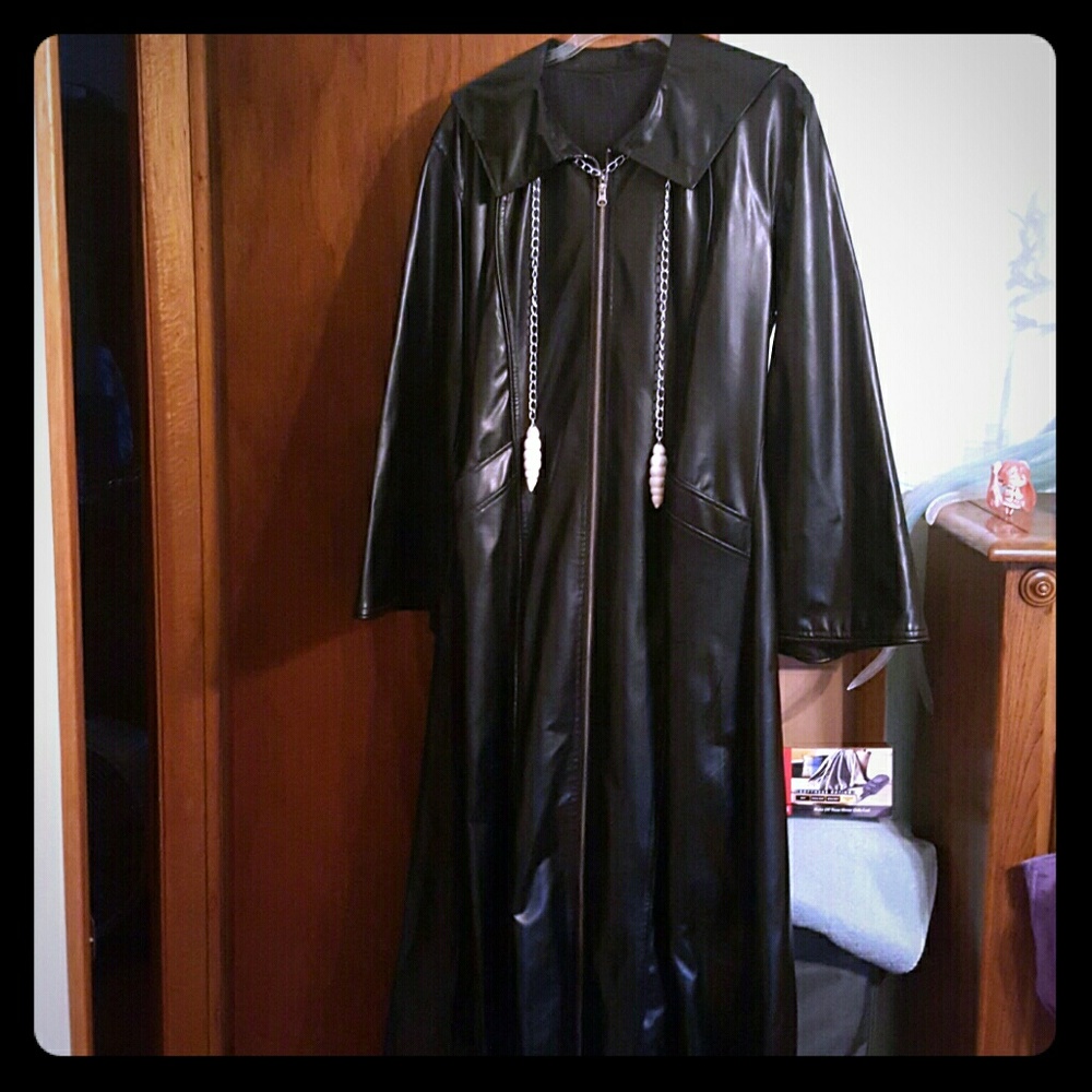 Black leather cloak Kingdom Hearts