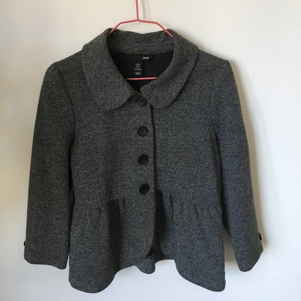 Cute blazer in medium from H&M