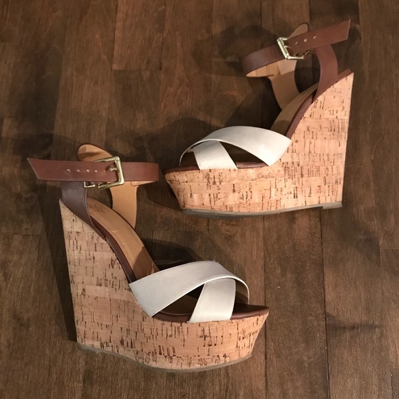 D Shoes - Strappy platform cork wedge sandals