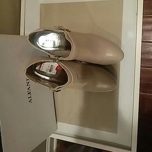 Brand new Alfani bootie