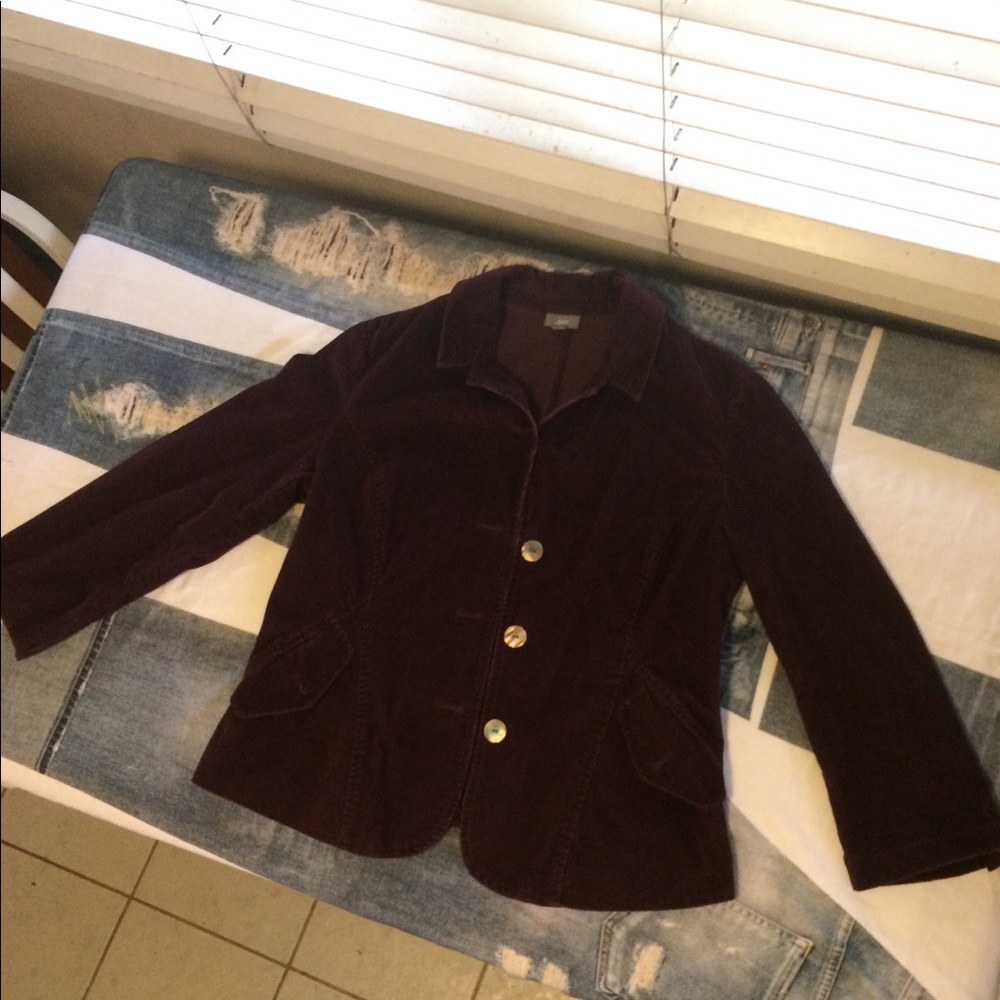Lovely corduroy jacket, fully lined, size med.
