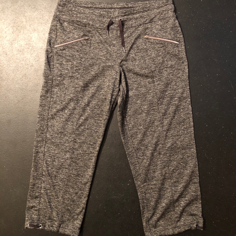 90 degree active Capri workout legging