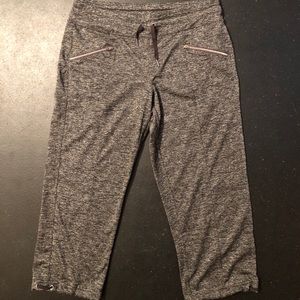 90 degree active Capri workout legging