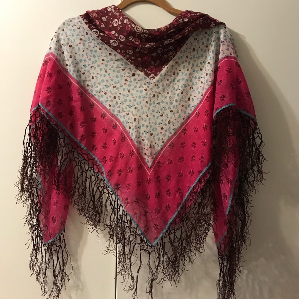 H&M Burgundy White Light Blue Scarf One Size